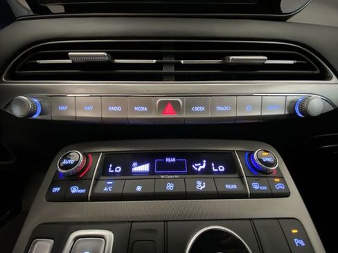 Used 2021 Hyundai Palisade SEL w/ Premium Package image 19