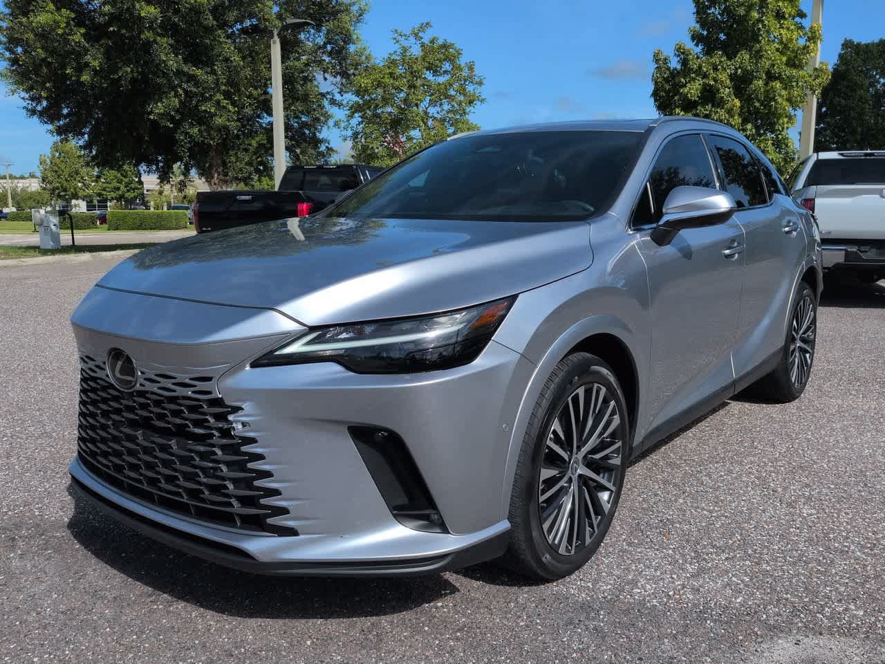 Used 2024 Lexus RX 350 Premium Plus w/ Convenience Package AWD/4WD image 2