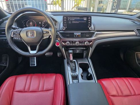Used 2019 Honda Accord Sport image 15