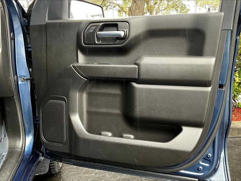 Used 2022 Chevrolet Silverado 1500 Custom RWD image 23