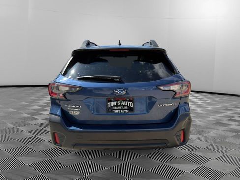 Used 2022 Subaru Outback Premium image 4