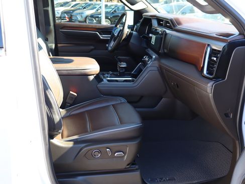 Used 2025 GMC Sierra 1500 Denali w/ Denali Reserve Package image 23