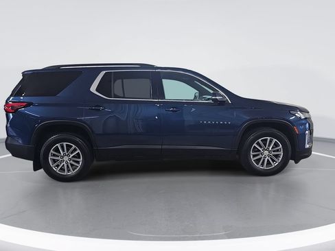 Used 2023 Chevrolet Traverse LT AWD/4WD image 2