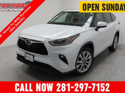 Certified 2022 Toyota Highlander Limited