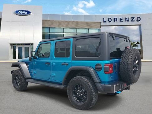 Used 2024 Jeep Wrangler Unlimited AWD/4WD image 7