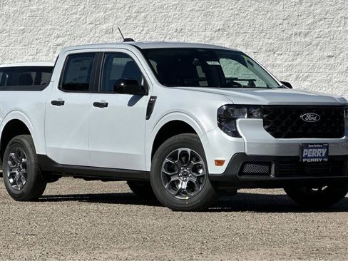New 2026 Ford Maverick XLT w/ XLT Luxury Package FWD image 1