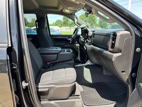 Used 2023 Chevrolet Silverado 1500 LT AWD/4WD image 27