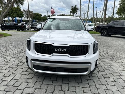 Used 2024 Kia Telluride LX FWD image 37