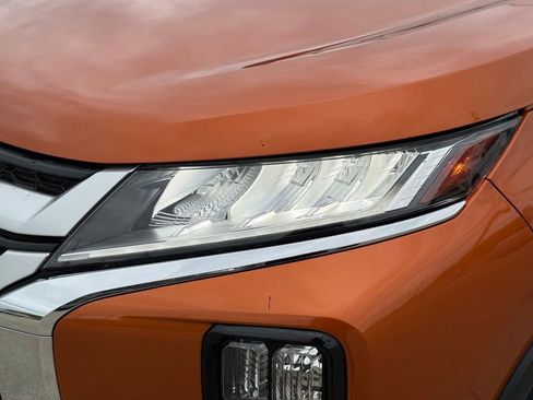 Used 2020 Mitsubishi Outlander Sport SE AWD/4WD image 21