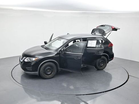 Used 2018 Nissan Rogue S image 46