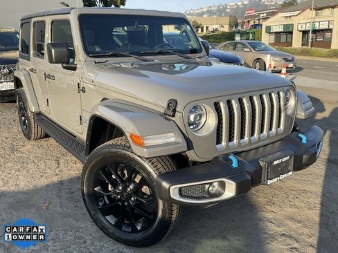 Used 2022 Jeep Wrangler Unlimited Sahara w/ Cold Weather Group image 1