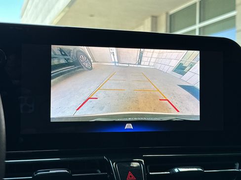 Used 2024 Chevrolet TrailBlazer LT w/ Driver Confidence Package FWD image 19