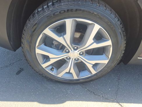 Used 2021 Hyundai Palisade SEL FWD image 10