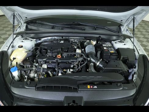 Used 2023 Kia K5 GT-Line image 18