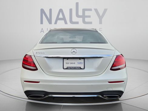 Used 2017 Mercedes-Benz E 300 image 4