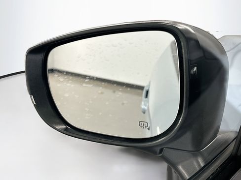 Used 2024 Subaru Crosstrek 2.5i Sport image 16