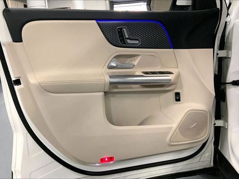 Used 2025 Mercedes-Benz GLA 250 4MATIC image 20