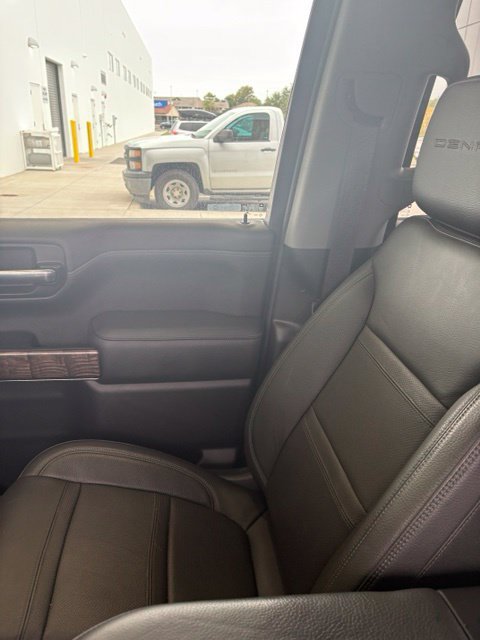 Used 2022 GMC Sierra 1500 Denali w/ Denali Premium Package AWD/4WD image 24