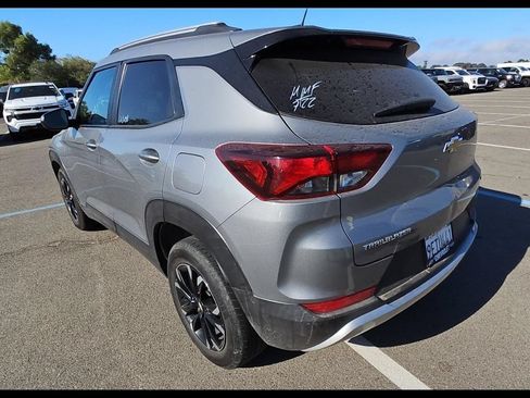 Used 2023 Chevrolet TrailBlazer LT FWD image 5