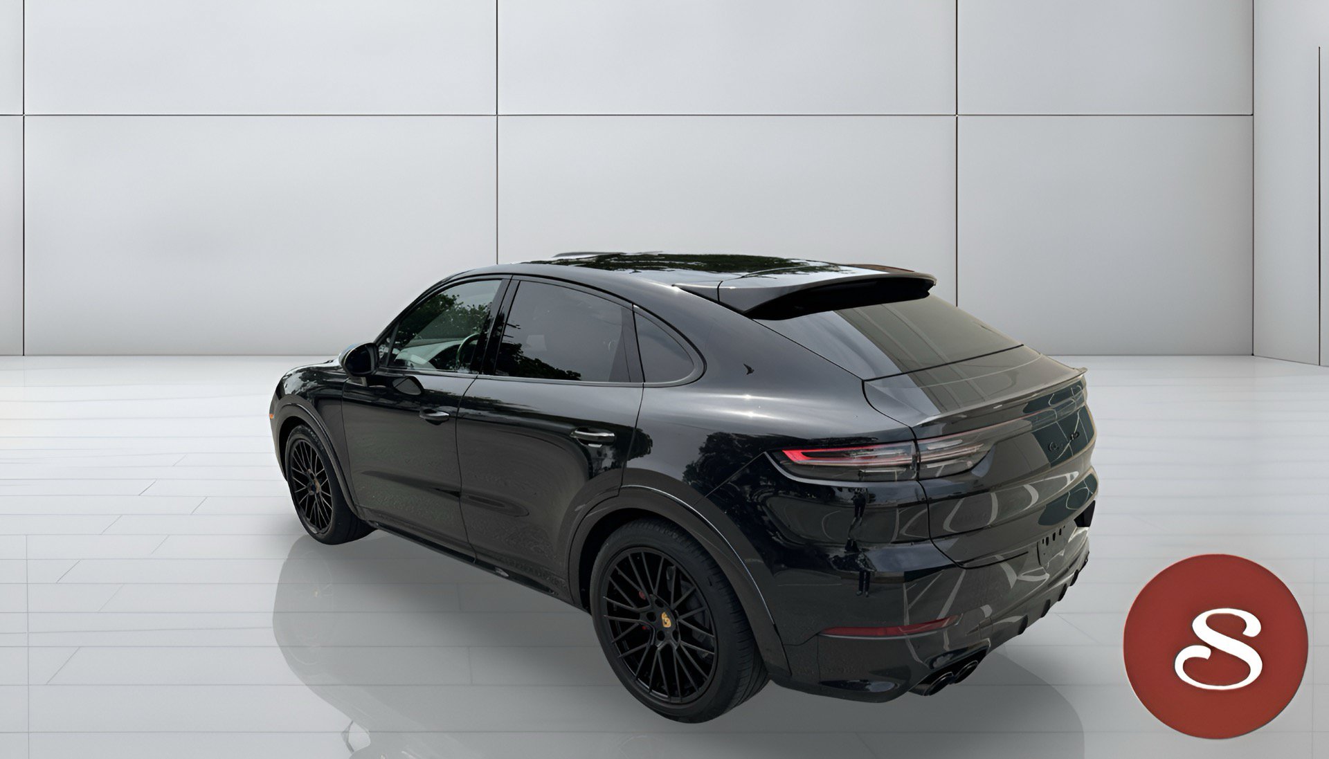 Used 2023 Porsche Cayenne GTS AWD/4WD image 2