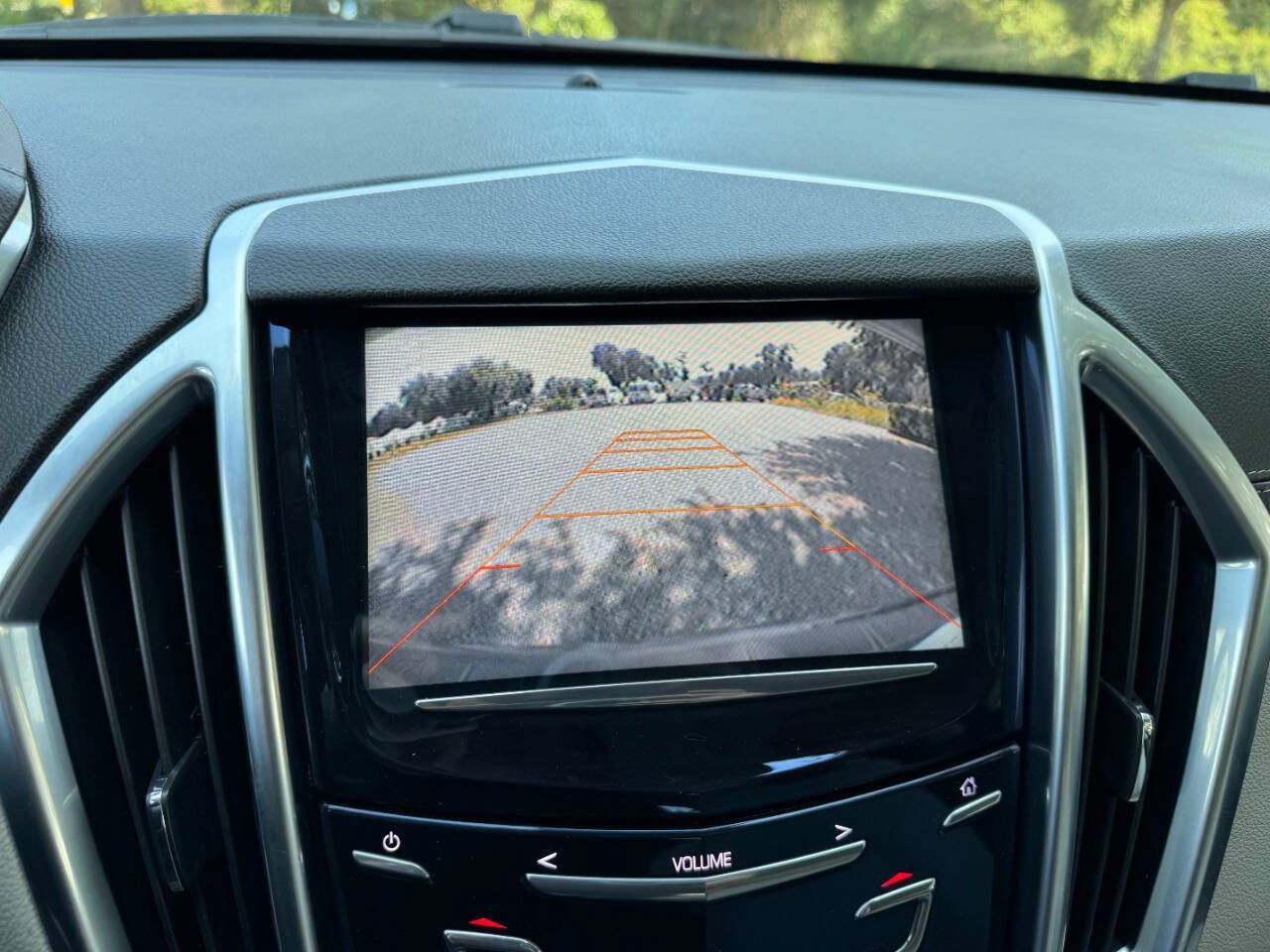 Used 2014 Cadillac SRX Luxury w/ Driver Awareness Package FWD image 21