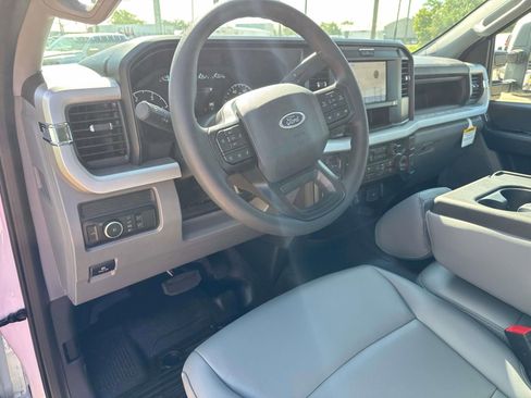 New 2025 Ford F550 4x4 Regular Cab Super Duty image 22