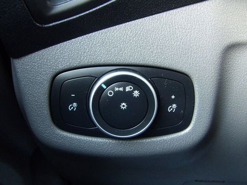 Used 2020 Ford Transit Connect XL image 19