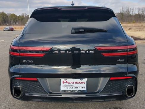 Used 2024 Genesis GV70 2.5T w/ Advanced Package image 5