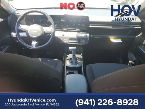 Certified 2024 Hyundai Kona SEL AWD/4WD image 18