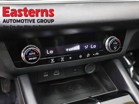 Used 2022 Mitsubishi Outlander SE FWD image 19