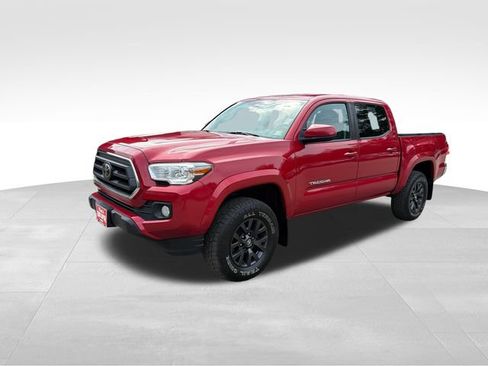 Used 2021 Toyota Tacoma SR5 AWD/4WD image 7