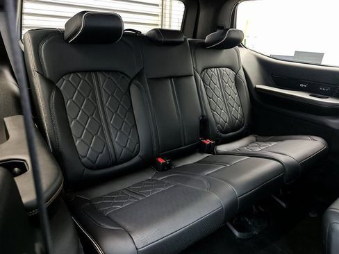 Used 2022 Jeep Grand Wagoneer Series III image 40