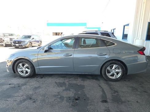 Used 2023 Hyundai Sonata SE w/ Preferred Accessory Package FWD image 14