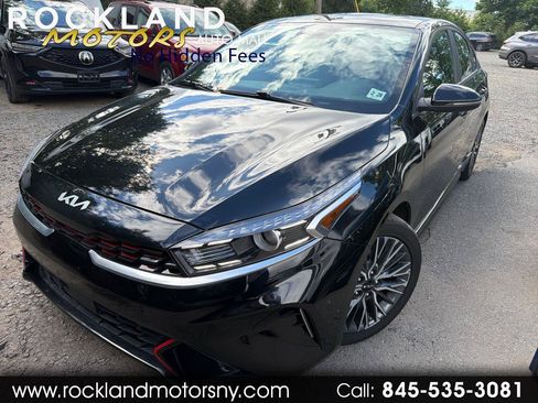 Used 2023 Kia Forte GT-Line w/ GT-Line Premium Package FWD image 1