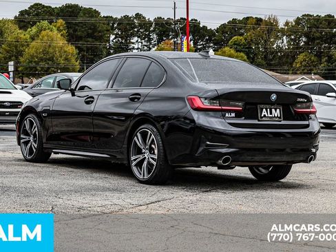 Used 2022 BMW 330e w/ Premium Package image 7