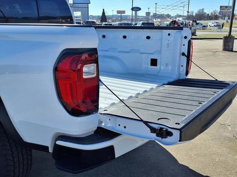 New 2026 GMC Canyon Elevation image 26