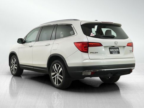 Used 2016 Honda Pilot Touring image 3