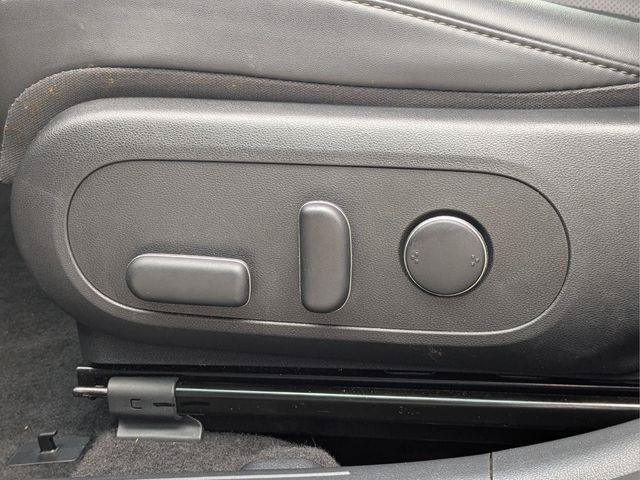 Certified 2024 Hyundai Kona Limited FWD image 17
