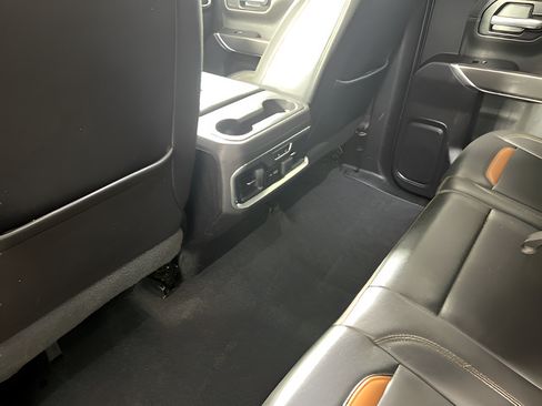 Used 2020 GMC Sierra 1500 AT4 w/ AT4 Premium Package AWD/4WD image 29