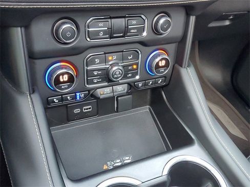 Used 2023 Chevrolet Tahoe Premier w/ Premium Package 2 image 29