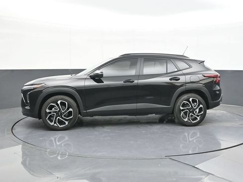 New 2026 Chevrolet Trax RS w/ Sunroof Package FWD image 6