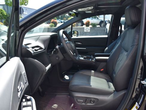 Certified 2026 Toyota Sienna Platinum AWD/4WD image 18