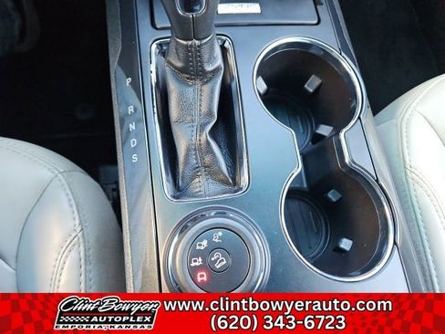 Used 2019 Ford Explorer XLT w/ Equipment Group 202A image 21