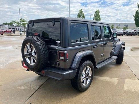 Certified 2019 Jeep Wrangler Unlimited Sahara AWD/4WD image 6
