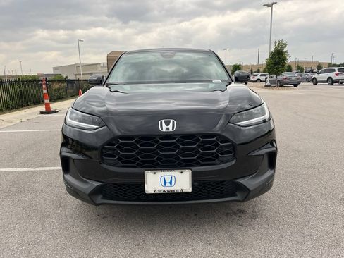 Certified 2026 Honda HR-V LX image 2