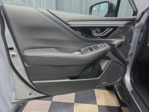 Used 2024 Subaru Outback Limited AWD/4WD image 17