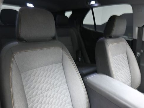 Used 2019 Chevrolet Equinox LT image 27