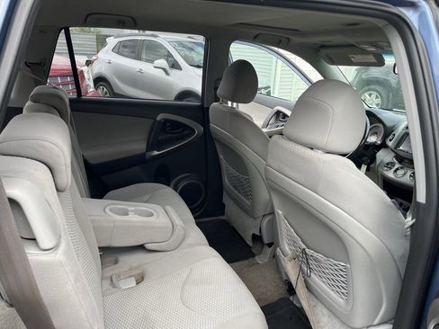 Used 2007 Toyota RAV4 Limited AWD/4WD image 12