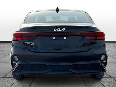 Used 2024 Kia Forte LX image 4