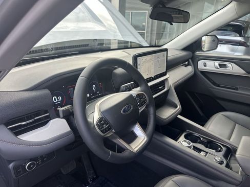 New 2026 Ford Explorer Active w/ Active Comfort Package AWD/4WD image 10